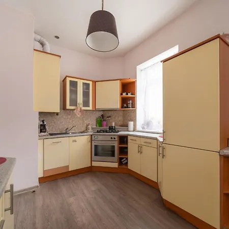 In The Heart Of Semesterbostad *