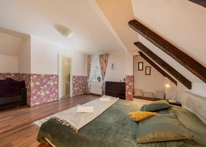 In The Heart Of 別荘 リガ